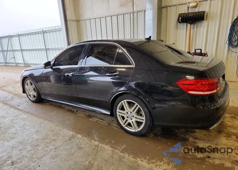 2014 Mercedes-Benz E 350 4Matic z USA, uszkodzony, nr VIN WDDHF8JB8EA797590